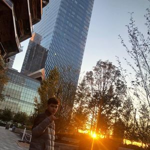 Meet your Posher, Marcos